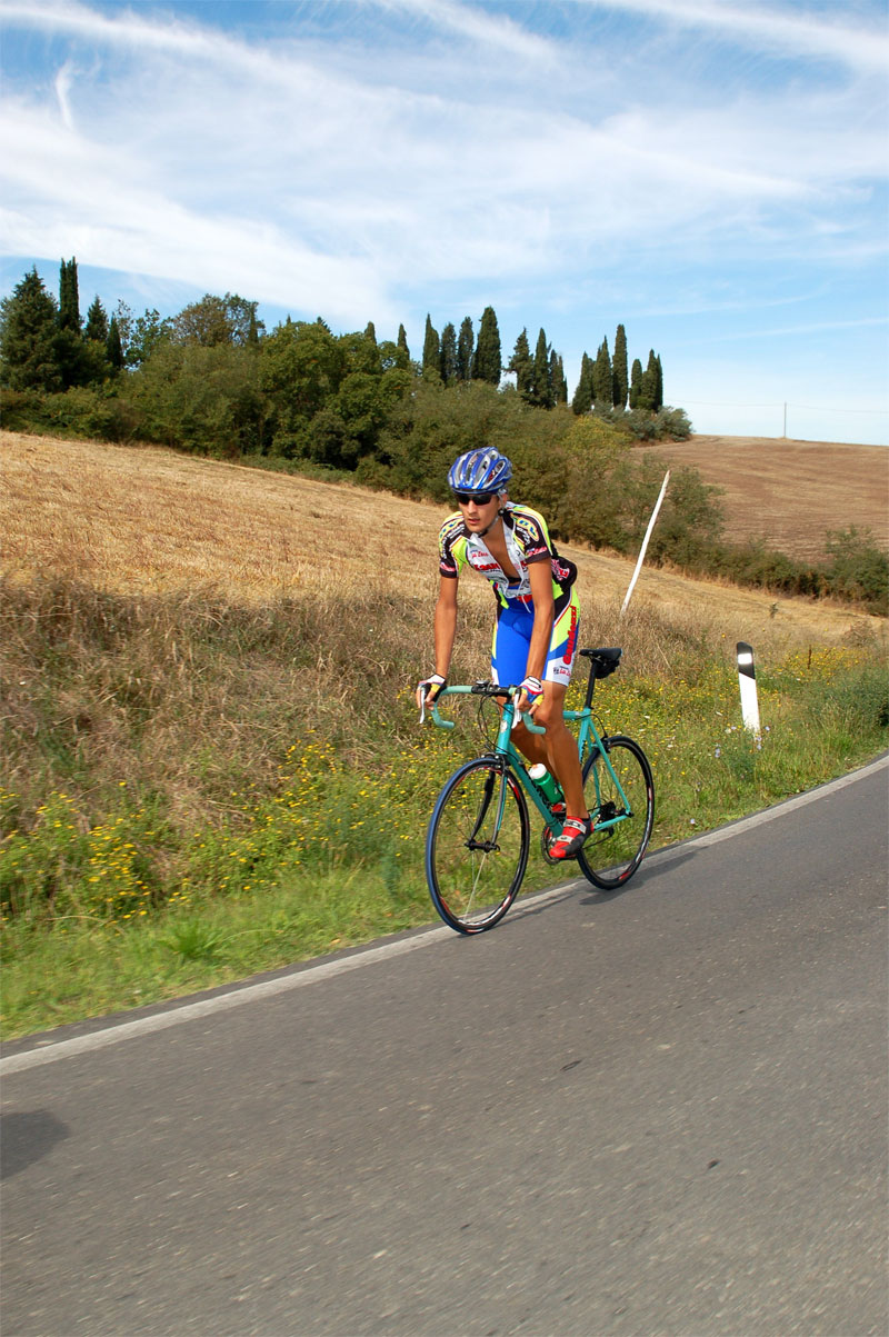 gal/2006/07 - Fondo della Valdarbia II serie/3 - Su e giu per le crete e  l arrivo/DSC_0021-01.jpg